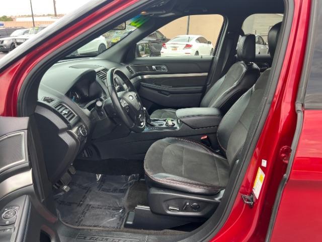 2018 Ruby Red Metallic Tinted Clearcoat /Ebony Black Ford Explorer XLT (1FM5K7D83JG) with an EcoBoost 2.3L I-4 gasoline direct injection engine, Automatic transmission, located at 1865 East Red Hills Pkwy, St. George, 84770, (435) 628-0023, 37.120850, -113.543640 - We specialize in helping ALL people get the best financing available. No matter your credit score, good, bad or none we can get you an amazing rate. Had a bankruptcy, divorce, or repossessions? We give you the green light to get your credit back on the road. Low down and affordable payments that fit - Photo#14