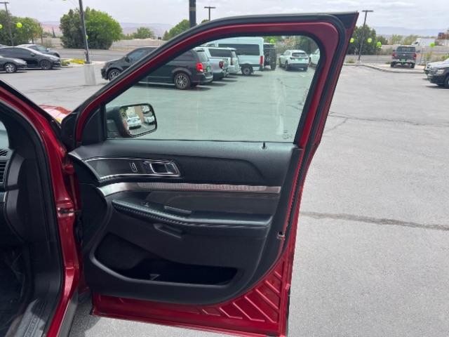 2018 Ruby Red Metallic Tinted Clearcoat /Ebony Black Ford Explorer XLT (1FM5K7D83JG) with an EcoBoost 2.3L I-4 gasoline direct injection engine, Automatic transmission, located at 1865 East Red Hills Pkwy, St. George, 84770, (435) 628-0023, 37.120850, -113.543640 - We specialize in helping ALL people get the best financing available. No matter your credit score, good, bad or none we can get you an amazing rate. Had a bankruptcy, divorce, or repossessions? We give you the green light to get your credit back on the road. Low down and affordable payments that fit - Photo#29