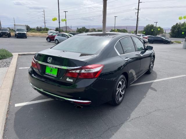 2017 Crystal Black Pearl /Black Honda Accord LX (1HGCR2F32HA) with an 2.4L I-4 gasoline direct injection engine, Automatic transmission, located at 1865 East Red Hills Pkwy, St. George, 84770, (435) 628-0023, 37.120850, -113.543640 - We specialize in helping ALL people get the best financing available. No matter your credit score, good, bad or none we can get you an amazing rate. Had a bankruptcy, divorce, or repossessions? We give you the green light to get your credit back on the road. Low down and affordable payments that fit - Photo#6