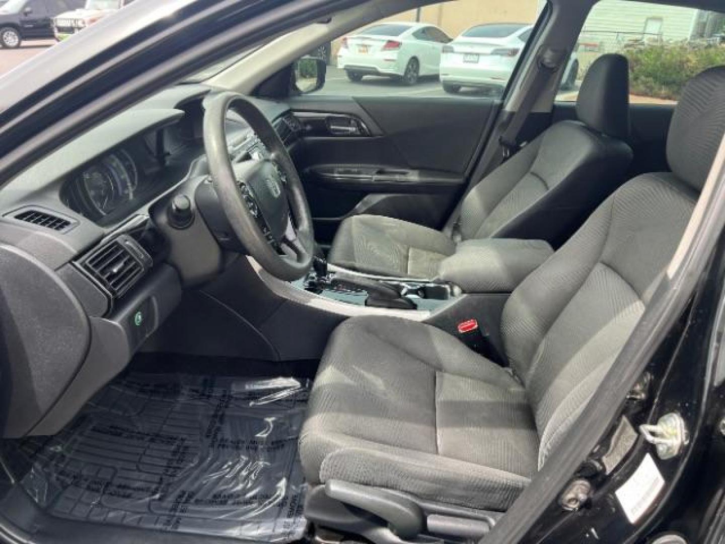 2017 Crystal Black Pearl /Black Honda Accord LX (1HGCR2F32HA) with an 2.4L I-4 gasoline direct injection engine, Automatic transmission, located at 1865 East Red Hills Pkwy, St. George, 84770, (435) 628-0023, 37.120850, -113.543640- Photo#14