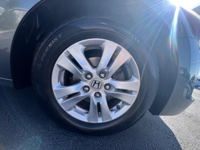 2010 Polished Metal Metallic /Gray Honda Accord 2.4 LX-P (1HGCP2F48AA) with an 2.4L I-4 DOHC engine, Automatic transmission, located at 940 North Main Street, Cedar City, UT, 84720, (435) 628-0023, 37.692936, -113.061897 - We specialize in helping ALL people get the best financing available. No matter your credit score, good, bad or none we can get you an amazing rate. Had a bankruptcy, divorce, or repossessions? We give you the green light to get your credit back on the road. Low down and affordable payments that fit - Photo#9