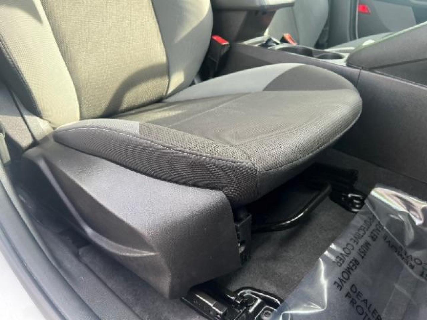 2013 Oxford White /Charcoal Black w/Warm Steel Surround Ford Focus SE (1FADP3K20DL) with an 2L I-4 gasoline direct injection engine, Automatic transmission, located at 940 North Main Street, Cedar City, UT, 84720, (435) 628-0023, 37.692936, -113.061897 - We specialize in helping ALL people get the best financing available. No matter your credit score, good, bad or none we can get you an amazing rate. Had a bankruptcy, divorce, or repossessions? We give you the green light to get your credit back on the road. Low down and affordable payments that fit- Photo#27
