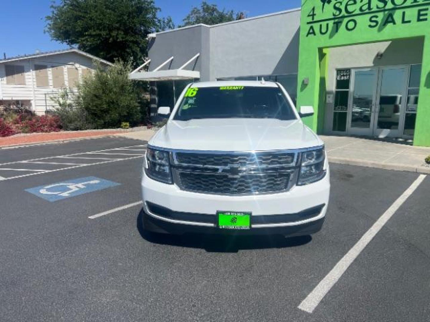 2016 Summit White /Jet Black Chevrolet Tahoe LT (1GNSCBKC6GR) with an EcoTec3 5.3L V-8 gasoline direct injection engine, Automatic transmission, located at 1865 East Red Hills Pkwy, St. George, 84770, (435) 628-0023, 37.120850, -113.543640 - We specialize in helping ALL people get the best financing available. No matter your credit score, good, bad or none we can get you an amazing rate. Had a bankruptcy, divorce, or repossessions? We give you the green light to get your credit back on the road. Low down and affordable payments that fit - Photo#1