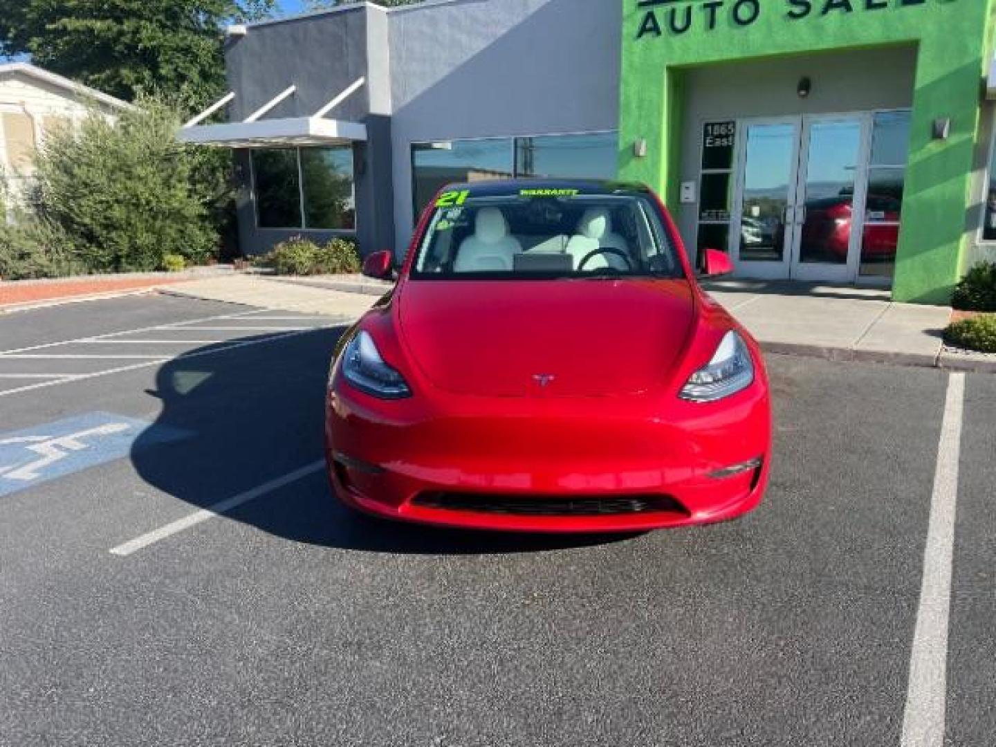 2021 Red Multi-Coat /White/Black Tesla Model Y Long Range Dual Motor All-Wheel Drive (5YJYGDEE7MF) with an ELECTRIC engine, Electric transmission, located at 1865 East Red Hills Pkwy, St. George, 84770, (435) 628-0023, 37.120850, -113.543640 - Excellent Tesla Model Y Long Range All Wheel Drive. HW3. Inside and outside in great shape. The red with white interior looks amazing. Tires are near new. All our Teslas come with charging kit. Battery is healthy. Gets 275 on full charge. Recurrent Battery Health Report 95% 1 Owner, Clean title,- Photo#3