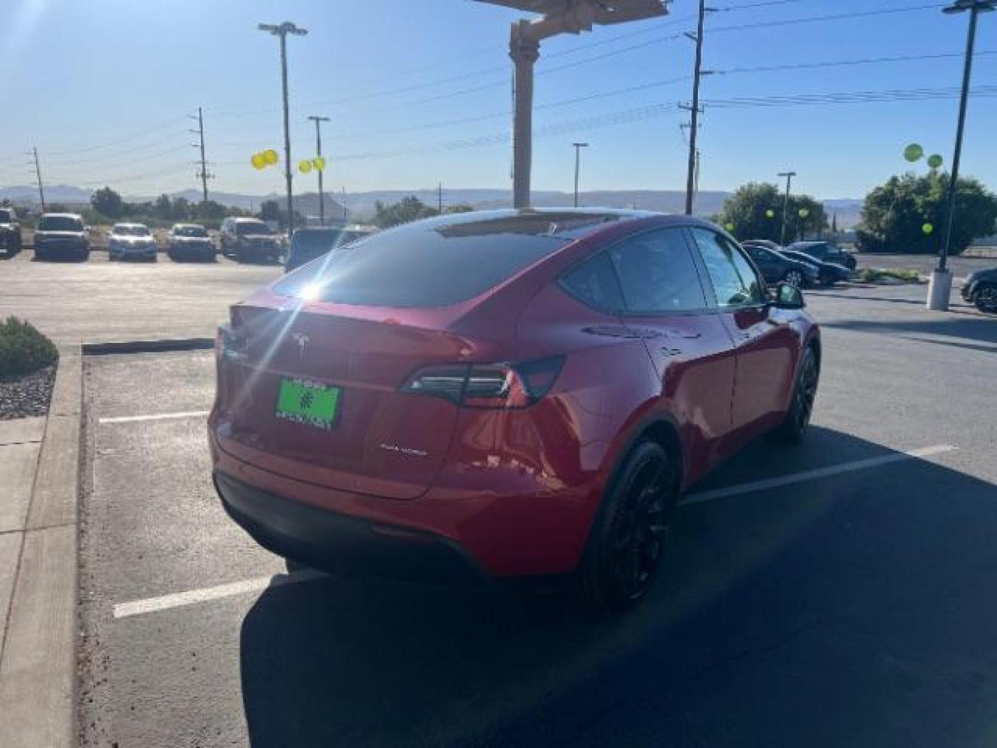 2021 Red Multi-Coat /White/Black Tesla Model Y Long Range Dual Motor All-Wheel Drive (5YJYGDEE7MF) with an ELECTRIC engine, Electric transmission, located at 1865 East Red Hills Pkwy, St. George, 84770, (435) 628-0023, 37.120850, -113.543640 - Excellent Tesla Model Y Long Range All Wheel Drive. HW3. Inside and outside in great shape. The red with white interior looks amazing. Tires are near new. All our Teslas come with charging kit. Battery is healthy. Gets 275 on full charge. Recurrent Battery Health Report 95% 1 Owner, Clean title,- Photo#8