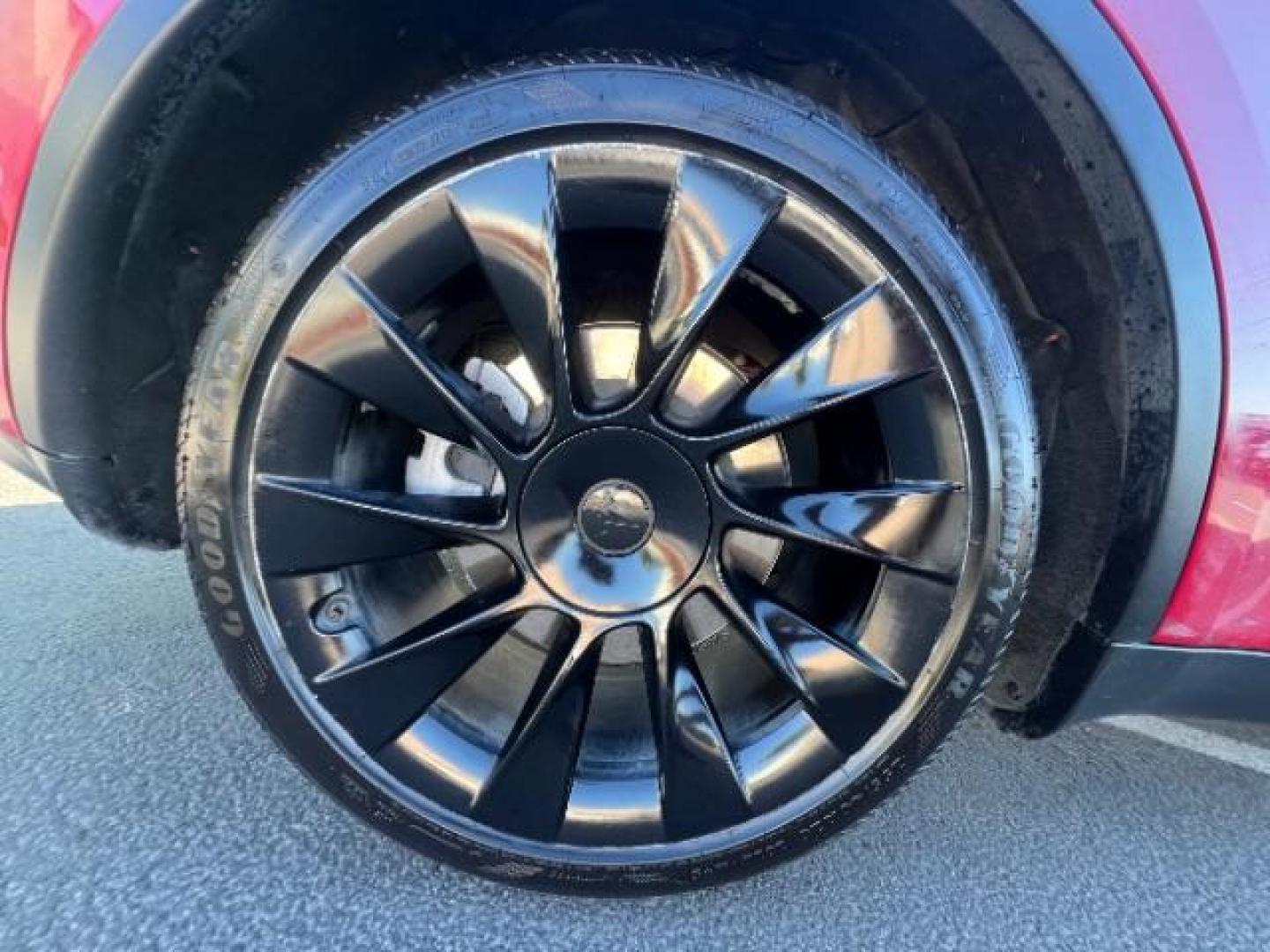 2021 Red Multi-Coat /White/Black Tesla Model Y Long Range Dual Motor All-Wheel Drive (5YJYGDEE7MF) with an ELECTRIC engine, Electric transmission, located at 1865 East Red Hills Pkwy, St. George, 84770, (435) 628-0023, 37.120850, -113.543640 - Excellent Tesla Model Y Long Range All Wheel Drive. HW3. Inside and outside in great shape. The red with white interior looks amazing. Tires are near new. All our Teslas come with charging kit. Battery is healthy. Gets 275 on full charge. Recurrent Battery Health Report 95% 1 Owner, Clean title,- Photo#13
