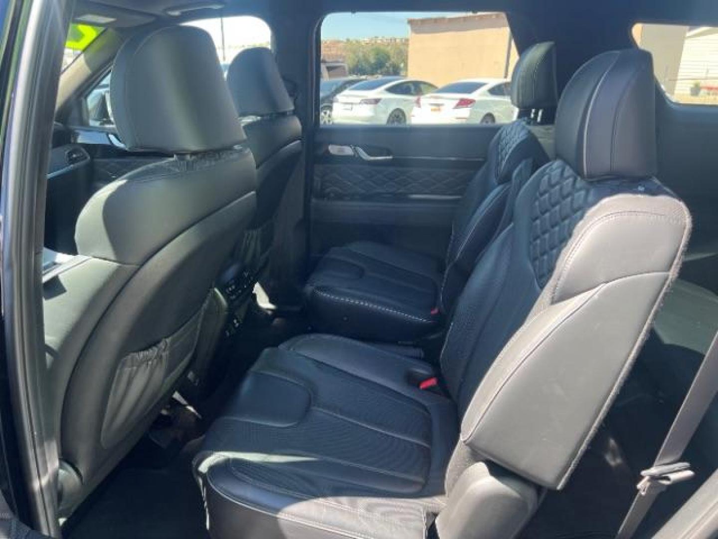 2022 Abyss Black Pearl /Black Hyundai Palisade Calligraphy (KM8R7DHE0NU) with an Lambda II 3.8L V-6 gasoline direct injection engine, Automatic transmission, located at 1865 East Red Hills Pkwy, St. George, 84770, (435) 628-0023, 37.120850, -113.543640- Photo#21
