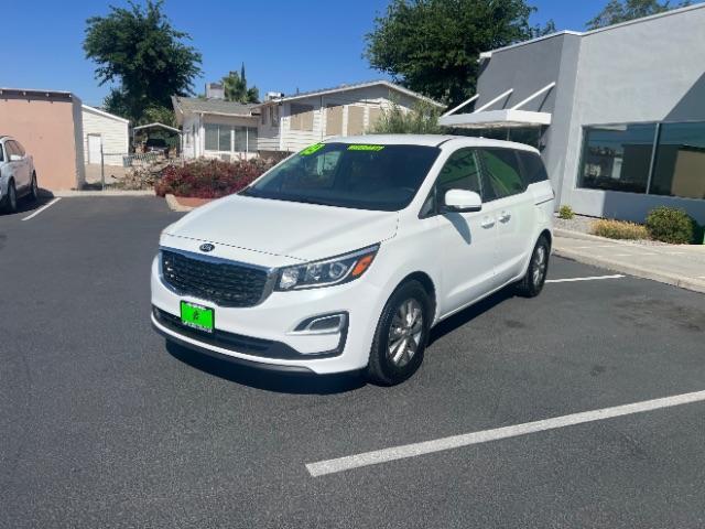 2019 Snow White Pearl /Gray Kia Sedona L (KNDMA5C13K6) with an Lambda 3.3L V-6 gasoline direct injection engine, Automatic transmission, located at 1865 East Red Hills Pkwy, St. George, 84770, (435) 628-0023, 37.120850, -113.543640 - We specialize in helping ALL people get the best financing available. No matter your credit score, good, bad or none we can get you an amazing rate. Had a bankruptcy, divorce, or repossessions? We give you the green light to get your credit back on the road. Low down and affordable payments that fit - Photo#2