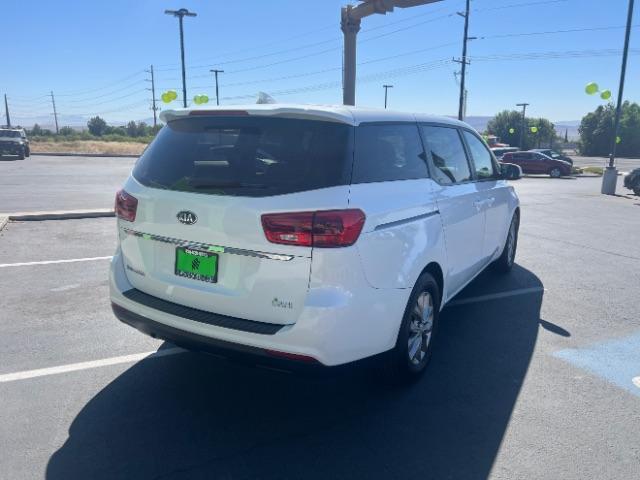 2019 Snow White Pearl /Gray Kia Sedona L (KNDMA5C13K6) with an Lambda 3.3L V-6 gasoline direct injection engine, Automatic transmission, located at 1865 East Red Hills Pkwy, St. George, 84770, (435) 628-0023, 37.120850, -113.543640 - We specialize in helping ALL people get the best financing available. No matter your credit score, good, bad or none we can get you an amazing rate. Had a bankruptcy, divorce, or repossessions? We give you the green light to get your credit back on the road. Low down and affordable payments that fit - Photo#6