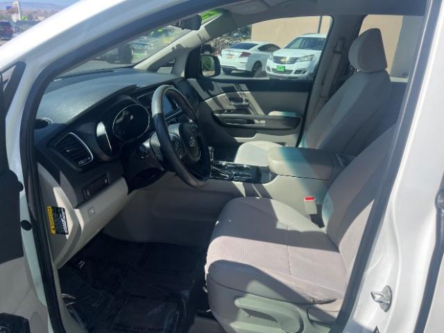 2019 Snow White Pearl /Gray Kia Sedona L (KNDMA5C13K6) with an Lambda 3.3L V-6 gasoline direct injection engine, Automatic transmission, located at 1865 East Red Hills Pkwy, St. George, 84770, (435) 628-0023, 37.120850, -113.543640 - We specialize in helping ALL people get the best financing available. No matter your credit score, good, bad or none we can get you an amazing rate. Had a bankruptcy, divorce, or repossessions? We give you the green light to get your credit back on the road. Low down and affordable payments that fit - Photo#14