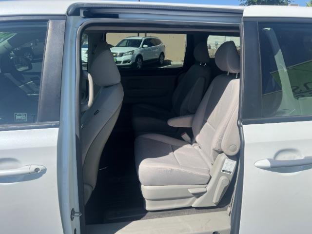 2019 Snow White Pearl /Gray Kia Sedona L (KNDMA5C13K6) with an Lambda 3.3L V-6 gasoline direct injection engine, Automatic transmission, located at 1865 East Red Hills Pkwy, St. George, 84770, (435) 628-0023, 37.120850, -113.543640 - We specialize in helping ALL people get the best financing available. No matter your credit score, good, bad or none we can get you an amazing rate. Had a bankruptcy, divorce, or repossessions? We give you the green light to get your credit back on the road. Low down and affordable payments that fit - Photo#20