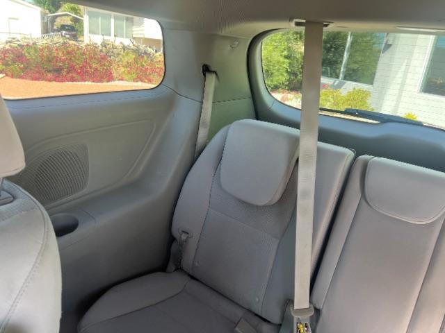 2019 Snow White Pearl /Gray Kia Sedona L (KNDMA5C13K6) with an Lambda 3.3L V-6 gasoline direct injection engine, Automatic transmission, located at 1865 East Red Hills Pkwy, St. George, 84770, (435) 628-0023, 37.120850, -113.543640 - We specialize in helping ALL people get the best financing available. No matter your credit score, good, bad or none we can get you an amazing rate. Had a bankruptcy, divorce, or repossessions? We give you the green light to get your credit back on the road. Low down and affordable payments that fit - Photo#23