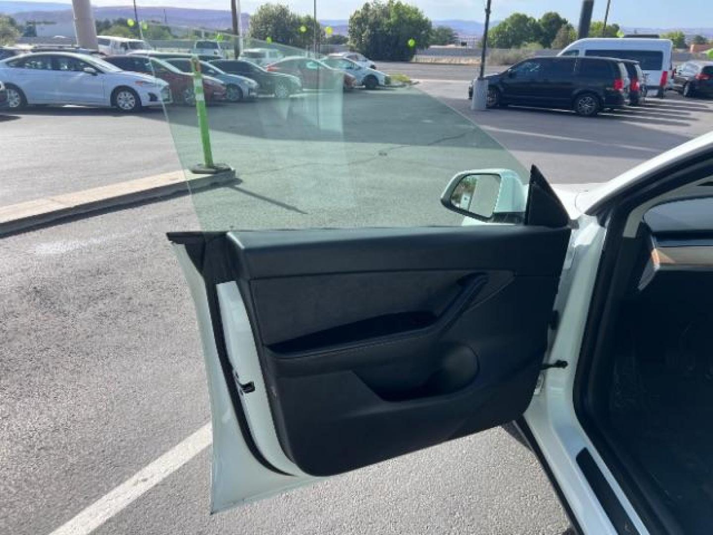 2020 White /Black Tesla Model Y Long Range Dual Motor All-Wheel Drive (5YJYGDEF2LF) with an ELECTRIC engine, Electric transmission, located at 1865 East Red Hills Pkwy, St. George, 84770, (435) 628-0023, 37.120850, -113.543640 - Excellent Tesla Model Y Long Range All Wheel Drive. HW3. Inside and outside in great shape. White exterior and black interior. Tires are in great condition All our Teslas come with charging kit. Battery is healthy. Gets 275 on full charge. Recurrent Battery Health Report 95% 2 Owner, Clean title,- Photo#14