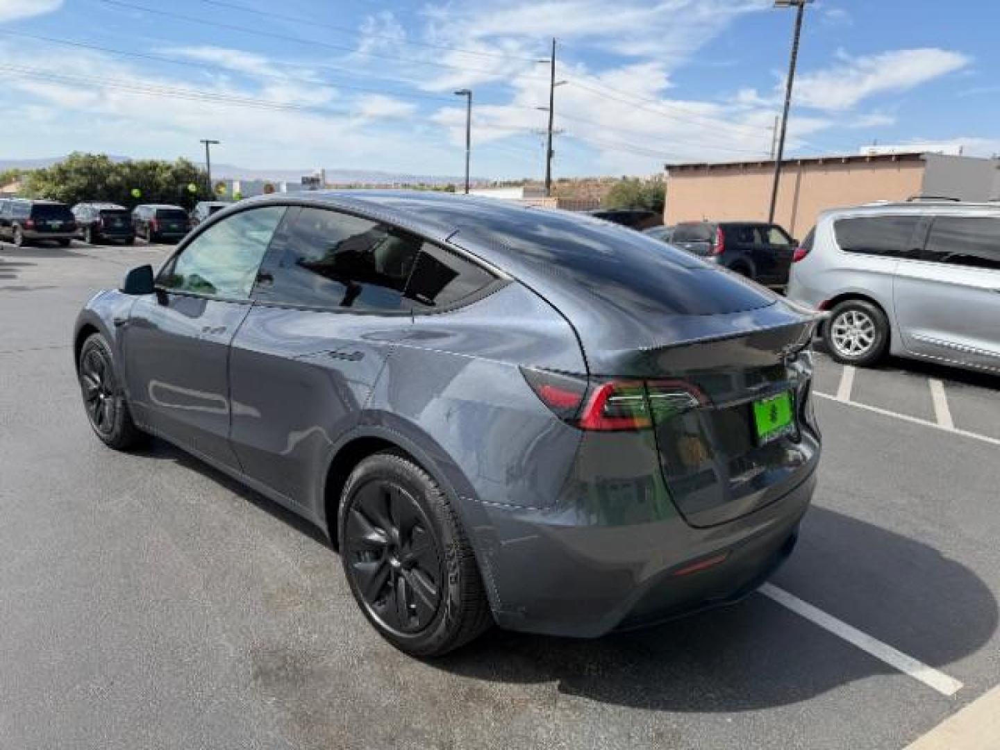 2021 Midnight Silver Metallic /Black Tesla Model Y Long Range Dual Motor All-Wheel Drive (5YJYGDEE1MF) with an ELECTRIC engine, Electric transmission, located at 1865 East Red Hills Pkwy, St. George, 84770, (435) 628-0023, 37.120850, -113.543640 - Excellent Tesla Model Y Long Range All Wheel Drive. HW3. Acceleration Boost PAID FOR ($2k upgrade). Excellent condition. Tires are in great condition All our Teslas come with charging kit. Battery is healthy. Gets 285 on full charge. Recurrent Battery Health Report 95% Clean title, 1 Owner no a- Photo#8