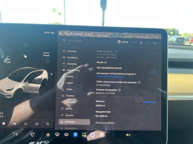2022 Pearl White Multi-Coat /Black Tesla Model Y Long Range Dual Motor All-Wheel Drive (7SAYGDEE5NF) with an ELECTRIC engine, Electric transmission, located at 1865 East Red Hills Pkwy, St. George, 84770, (435) 628-0023, 37.120850, -113.543640 - Excellent Tesla Model Y Long Range All Wheel Drive. HW3. In great condition for the miles. Most affordable model Y you'll find. Act now! All our Teslas come with mobile charging kit. Battery is healthy. Gets 265 on full charge. Clean title, 1 Owner Recurrent Battery Report 95% Still has remaini - Photo#1