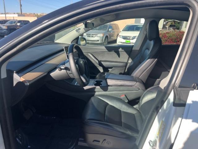 2022 Pearl White Multi-Coat /Black Tesla Model Y Long Range Dual Motor All-Wheel Drive (7SAYGDEE5NF) with an ELECTRIC engine, Electric transmission, located at 1865 East Red Hills Pkwy, St. George, 84770, (435) 628-0023, 37.120850, -113.543640 - Excellent Tesla Model Y Long Range All Wheel Drive. HW3. In great condition for the miles. Most affordable model Y you'll find. Act now! All our Teslas come with mobile charging kit. Battery is healthy. Gets 265 on full charge. Clean title, 1 Owner Recurrent Battery Report 95% Still has remaini - Photo#16