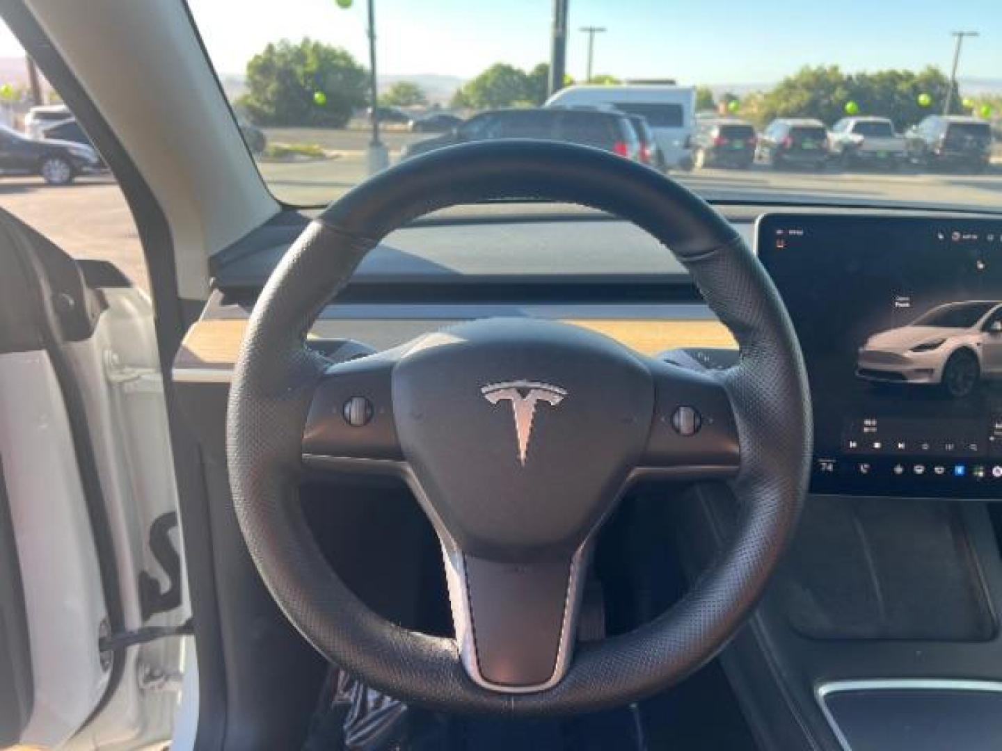 2022 Pearl White Multi-Coat /Black Tesla Model Y Long Range Dual Motor All-Wheel Drive (7SAYGDEE5NF) with an ELECTRIC engine, Electric transmission, located at 1865 East Red Hills Pkwy, St. George, 84770, (435) 628-0023, 37.120850, -113.543640 - Excellent Tesla Model Y Long Range All Wheel Drive. HW3. In great condition for the miles. Most affordable model Y you'll find. Act now! All our Teslas come with mobile charging kit. Battery is healthy. Gets 265 on full charge. Clean title, 1 Owner Recurrent Battery Report 95% Still has remaini- Photo#17