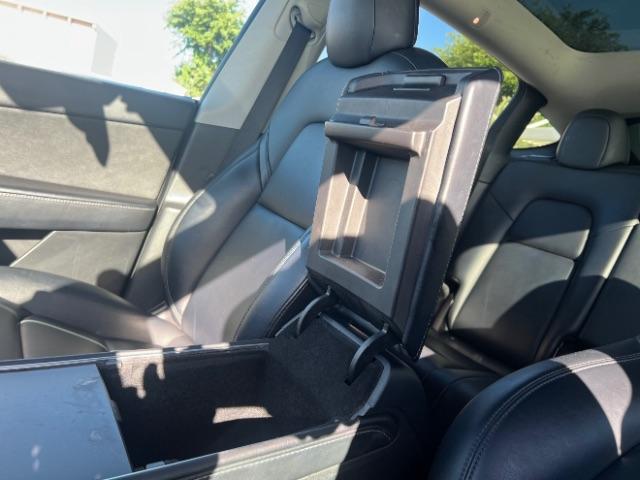 2022 Pearl White Multi-Coat /Black Tesla Model Y Long Range Dual Motor All-Wheel Drive (7SAYGDEE5NF) with an ELECTRIC engine, Electric transmission, located at 1865 East Red Hills Pkwy, St. George, 84770, (435) 628-0023, 37.120850, -113.543640 - Excellent Tesla Model Y Long Range All Wheel Drive. HW3. In great condition for the miles. Most affordable model Y you'll find. Act now! All our Teslas come with mobile charging kit. Battery is healthy. Gets 265 on full charge. Clean title, 1 Owner Recurrent Battery Report 95% Still has remaini - Photo#19