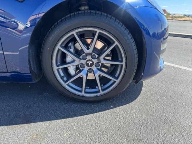 2022 Deep Blue Metallic /Black Tesla Model 3 Long Range Dual Motor All-Wheel Drive (5YJ3E1EB2NF) with an ELECTRIC engine, Electric transmission, located at 1865 East Red Hills Pkwy, St. George, 84770, (435) 628-0023, 37.120850, -113.543640 - Excellent Tesla Model 3 Long Range All Wheel Drive. HW3. in excellent condition. Tires are in great shape All our Teslas come with mobile charging kit. Battery is healthy. Gets 295 on full charge. Recurrent Battery Health Report 92% 2 owner Clean title, no accidents Still has remaining 120k mil - Photo#42