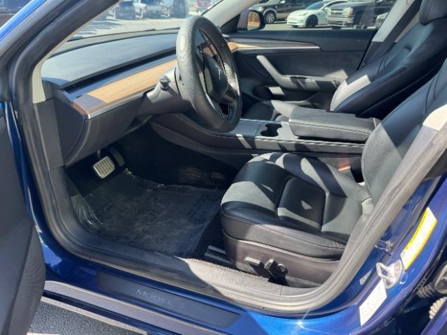 2022 Deep Blue Metallic /Black Tesla Model 3 Long Range Dual Motor All-Wheel Drive (5YJ3E1EB2NF) with an ELECTRIC engine, Electric transmission, located at 1865 East Red Hills Pkwy, St. George, 84770, (435) 628-0023, 37.120850, -113.543640 - Excellent Tesla Model 3 Long Range All Wheel Drive. HW3. in excellent condition. Tires are in great shape All our Teslas come with mobile charging kit. Battery is healthy. Gets 295 on full charge. Recurrent Battery Health Report 92% 2 owner Clean title, no accidents Still has remaining 120k mil - Photo#49
