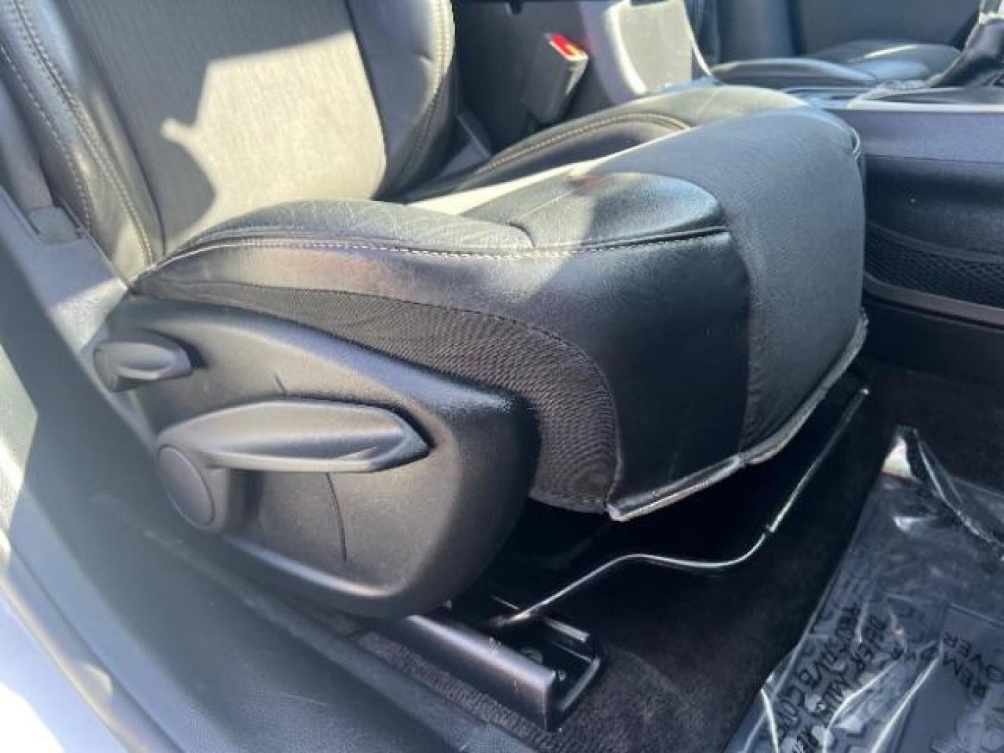 2018 Bright White Clearcoat /Black Jeep Cherokee Latitude Plus 4x4 (1C4PJMLX5JD) with an Pentastar 3.2L V-6 DOHC engine, Automatic transmission, located at 1865 East Red Hills Pkwy, St. George, 84770, (435) 628-0023, 37.120850, -113.543640 - We specialize in helping ALL people get the best financing available. No matter your credit score, good, bad or none we can get you an amazing rate. Had a bankruptcy, divorce, or repossessions? We give you the green light to get your credit back on the road. Low down and affordable payments that fit - Photo#28