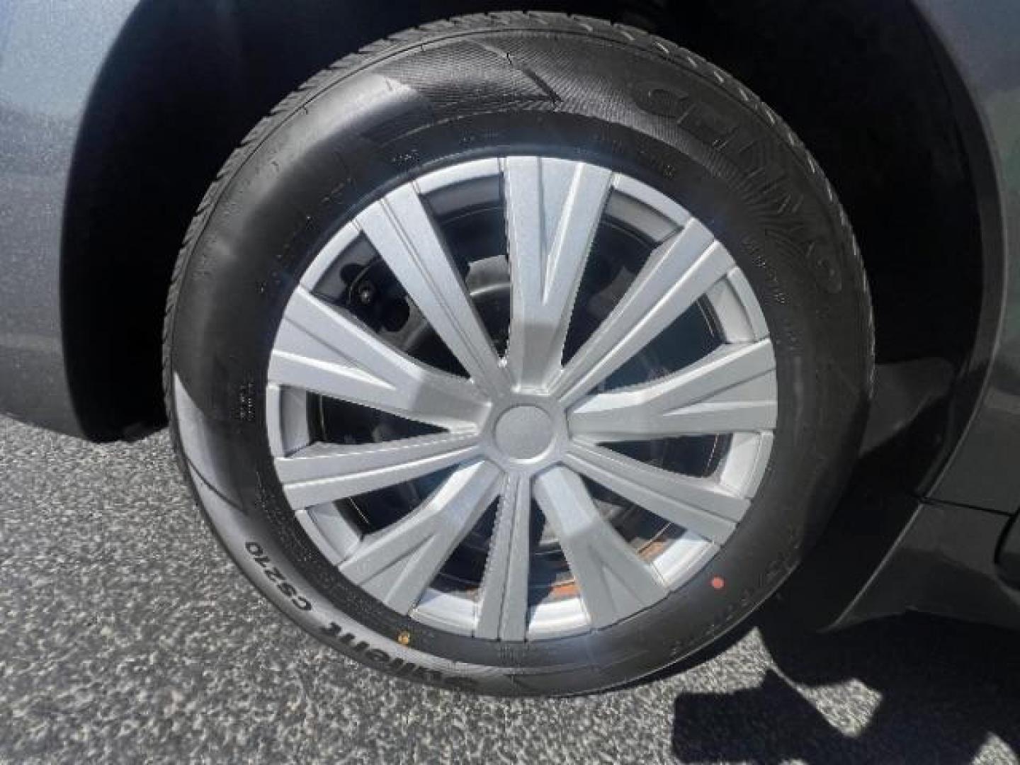 2017 Gun Metallic /Charcoal Nissan Altima 2.5 S (1N4AL3AP3HC) with an 2.5L I-4 DOHC engine, Automatic transmission, located at 940 North Main Street, Cedar City, UT, 84720, (435) 628-0023, 37.692936, -113.061897 - We specialize in helping ALL people get the best financing available. No matter your credit score, good, bad or none we can get you an amazing rate. Had a bankruptcy, divorce, or repossessions? We give you the green light to get your credit back on the road. Low down and affordable payments that fit- Photo#9