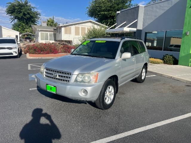 2002 Millennium Silver Metallic /Ivory Toyota Highlander V6 | Limited V6 (JTEGF21A820) with an 3L V-6 DOHC engine, Automatic transmission, located at 1865 East Red Hills Pkwy, St. George, 84770, (435) 628-0023, 37.120850, -113.543640 - We specialize in helping ALL people get the best financing available. No matter your credit score, good, bad or none we can get you an amazing rate. Had a bankruptcy, divorce, or repossessions? We give you the green light to get your credit back on the road. Low down and affordable payments that fit - Photo#2
