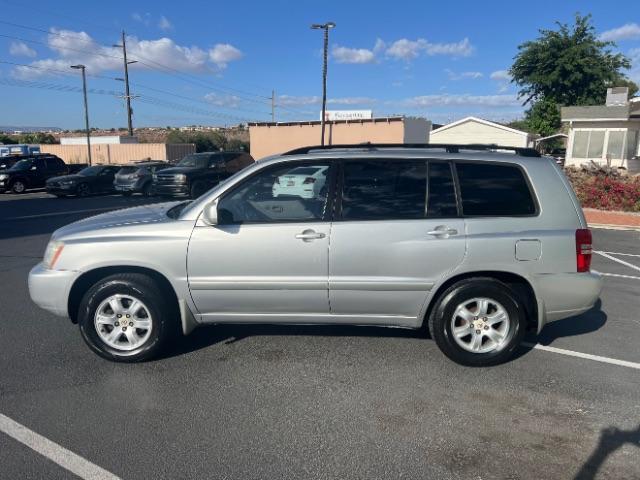 2002 Millennium Silver Metallic /Ivory Toyota Highlander V6 | Limited V6 (JTEGF21A820) with an 3L V-6 DOHC engine, Automatic transmission, located at 1865 East Red Hills Pkwy, St. George, 84770, (435) 628-0023, 37.120850, -113.543640 - We specialize in helping ALL people get the best financing available. No matter your credit score, good, bad or none we can get you an amazing rate. Had a bankruptcy, divorce, or repossessions? We give you the green light to get your credit back on the road. Low down and affordable payments that fit - Photo#3