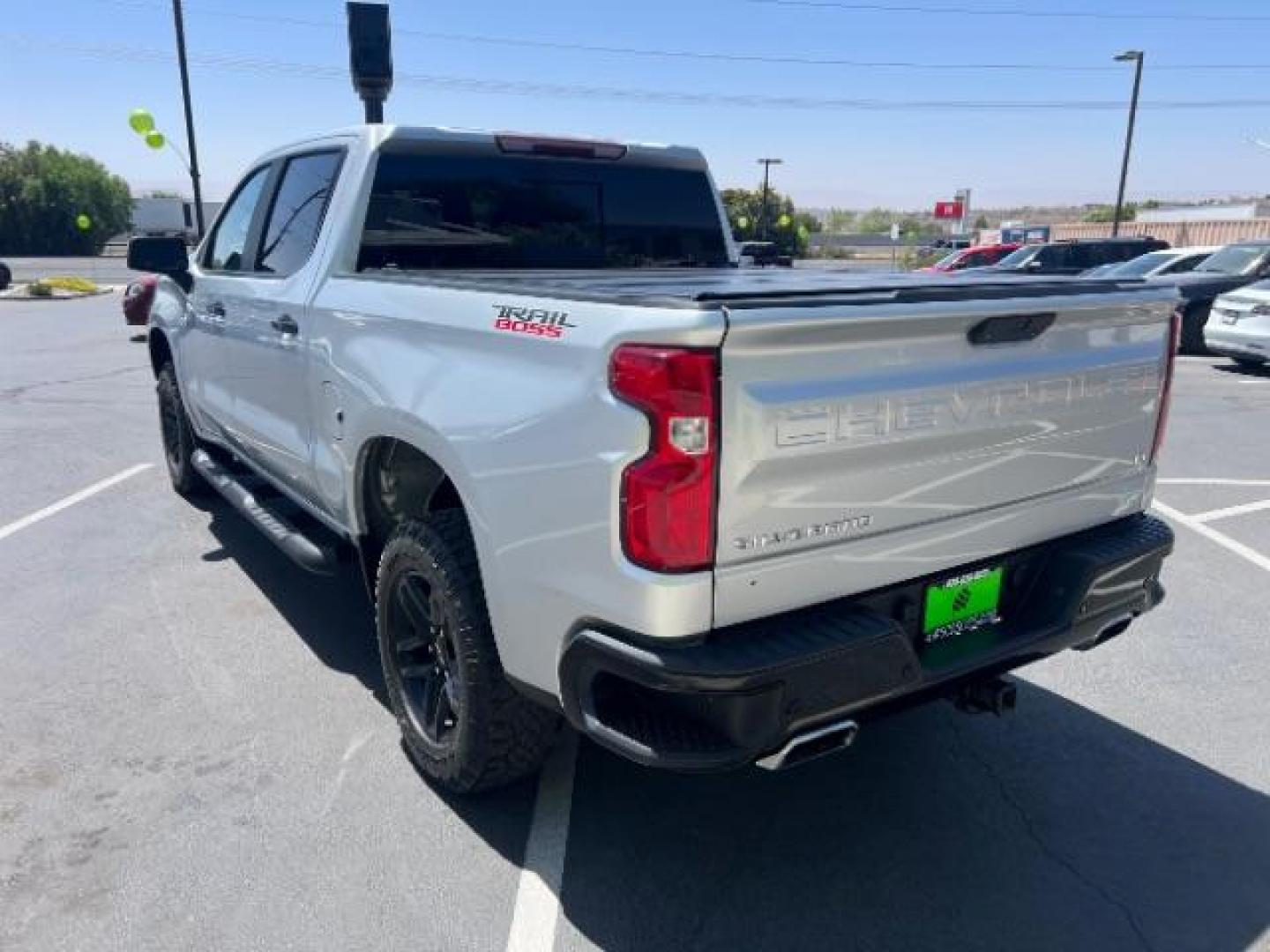 2020 Satin Steel Metallic /Jet Black Chevrolet Silverado 1500 4WD Crew Cab Short Bed LT Trail Boss (1GCPYFED2LZ) , Automatic transmission, located at 1865 East Red Hills Pkwy, St. George, 84770, (435) 628-0023, 37.120850, -113.543640 - We specialize in helping ALL people get the best financing available. No matter your credit score, good, bad or none we can get you an amazing rate. Had a bankruptcy, divorce, or repossessions? We give you the green light to get your credit back on the road. Low down and affordable payments that fit- Photo#4