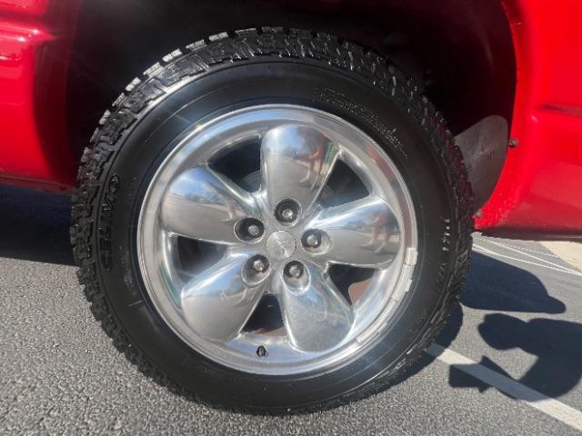 2002 Flame Red Clearcoat /Dark Slate Gray Dodge Ram 1500 ST (1D7HA16K62J) , Manual transmission, located at 940 North Main Street, Cedar City, UT, 84720, (435) 628-0023, 37.692936, -113.061897 - We specialize in helping ALL people get the best financing available. No matter your credit score, good, bad or none we can get you an amazing rate. Had a bankruptcy, divorce, or repossessions? We give you the green light to get your credit back on the road. Low down and affordable payments that fit - Photo#7