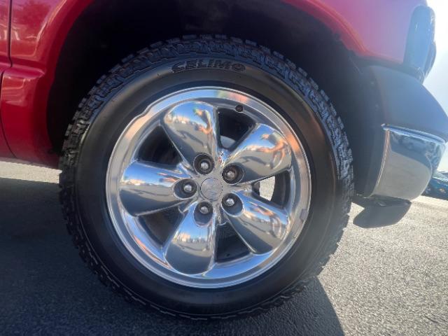 2002 Flame Red Clearcoat /Dark Slate Gray Dodge Ram 1500 ST (1D7HA16K62J) , Manual transmission, located at 940 North Main Street, Cedar City, UT, 84720, (435) 628-0023, 37.692936, -113.061897 - We specialize in helping ALL people get the best financing available. No matter your credit score, good, bad or none we can get you an amazing rate. Had a bankruptcy, divorce, or repossessions? We give you the green light to get your credit back on the road. Low down and affordable payments that fit - Photo#9