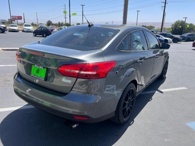2016 Magnetic /Charcoal Black Ford Focus SE (1FADP3F28GL) , Automatic transmission, located at 1865 East Red Hills Pkwy, St. George, 84770, (435) 628-0023, 37.120850, -113.543640 - We specialize in helping ALL people get the best financing available. No matter your credit score, good, bad or none we can get you an amazing rate. Had a bankruptcy, divorce, or repossessions? We give you the green light to get your credit back on the road. Low down and affordable payments that fit- Photo#6
