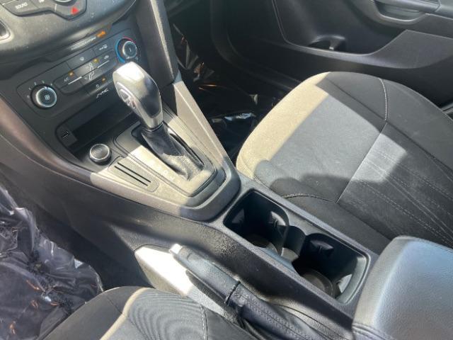2016 Magnetic /Charcoal Black Ford Focus SE (1FADP3F28GL) , Automatic transmission, located at 1865 East Red Hills Pkwy, St. George, 84770, (435) 628-0023, 37.120850, -113.543640 - We specialize in helping ALL people get the best financing available. No matter your credit score, good, bad or none we can get you an amazing rate. Had a bankruptcy, divorce, or repossessions? We give you the green light to get your credit back on the road. Low down and affordable payments that fit- Photo#18