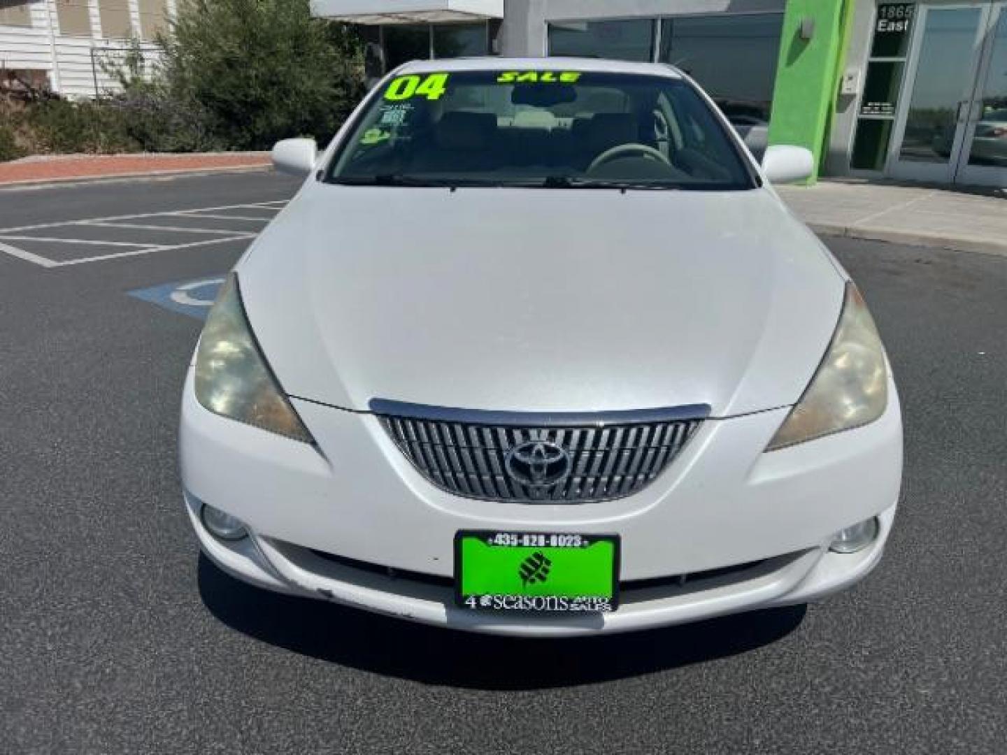 2004 Arctic Frost Pearl /Ivory Toyota Camry Solara SE V6 | SE Sport V6 | SLE V6 (4T1CA30P14U) with an 3.3L V-6 DOHC engine, Automatic transmission, located at 1865 East Red Hills Pkwy, St. George, 84770, (435) 628-0023, 37.120850, -113.543640 - We specialize in helping ALL people get the best financing available. No matter your credit score, good, bad or none we can get you an amazing rate. Had a bankruptcy, divorce, or repossessions? We give you the green light to get your credit back on the road. Low down and affordable payments that fit- Photo#1