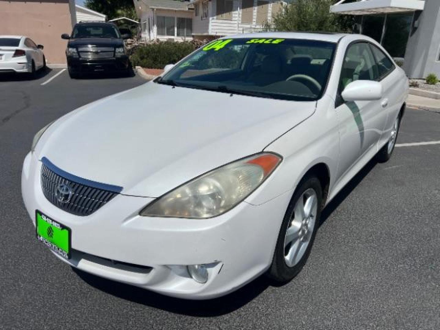 2004 Arctic Frost Pearl /Ivory Toyota Camry Solara SE V6 | SE Sport V6 | SLE V6 (4T1CA30P14U) with an 3.3L V-6 DOHC engine, Automatic transmission, located at 1865 East Red Hills Pkwy, St. George, 84770, (435) 628-0023, 37.120850, -113.543640 - We specialize in helping ALL people get the best financing available. No matter your credit score, good, bad or none we can get you an amazing rate. Had a bankruptcy, divorce, or repossessions? We give you the green light to get your credit back on the road. Low down and affordable payments that fit- Photo#2