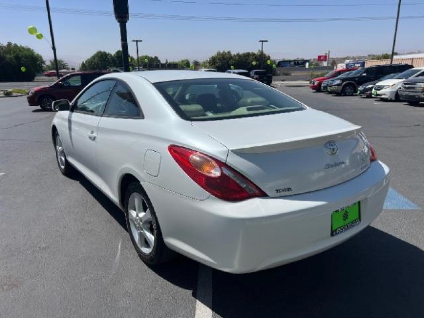 2004 Arctic Frost Pearl /Ivory Toyota Camry Solara SE V6 | SE Sport V6 | SLE V6 (4T1CA30P14U) with an 3.3L V-6 DOHC engine, Automatic transmission, located at 1865 East Red Hills Pkwy, St. George, 84770, (435) 628-0023, 37.120850, -113.543640 - We specialize in helping ALL people get the best financing available. No matter your credit score, good, bad or none we can get you an amazing rate. Had a bankruptcy, divorce, or repossessions? We give you the green light to get your credit back on the road. Low down and affordable payments that fit- Photo#4