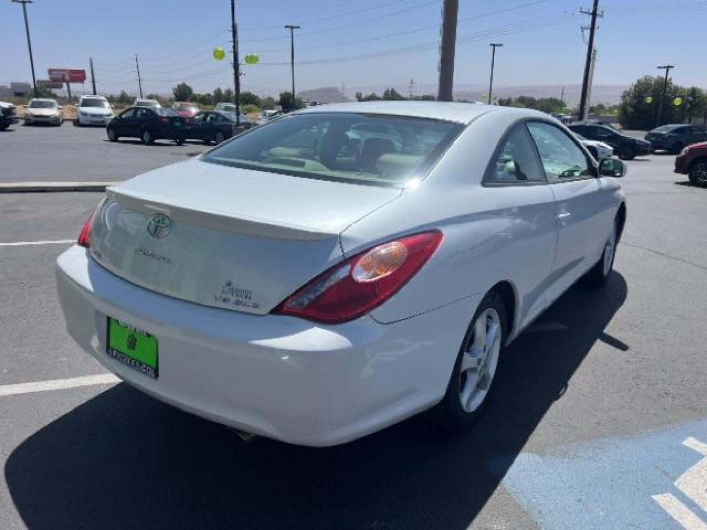 2004 Arctic Frost Pearl /Ivory Toyota Camry Solara SE V6 | SE Sport V6 | SLE V6 (4T1CA30P14U) with an 3.3L V-6 DOHC engine, Automatic transmission, located at 1865 East Red Hills Pkwy, St. George, 84770, (435) 628-0023, 37.120850, -113.543640 - We specialize in helping ALL people get the best financing available. No matter your credit score, good, bad or none we can get you an amazing rate. Had a bankruptcy, divorce, or repossessions? We give you the green light to get your credit back on the road. Low down and affordable payments that fit- Photo#6