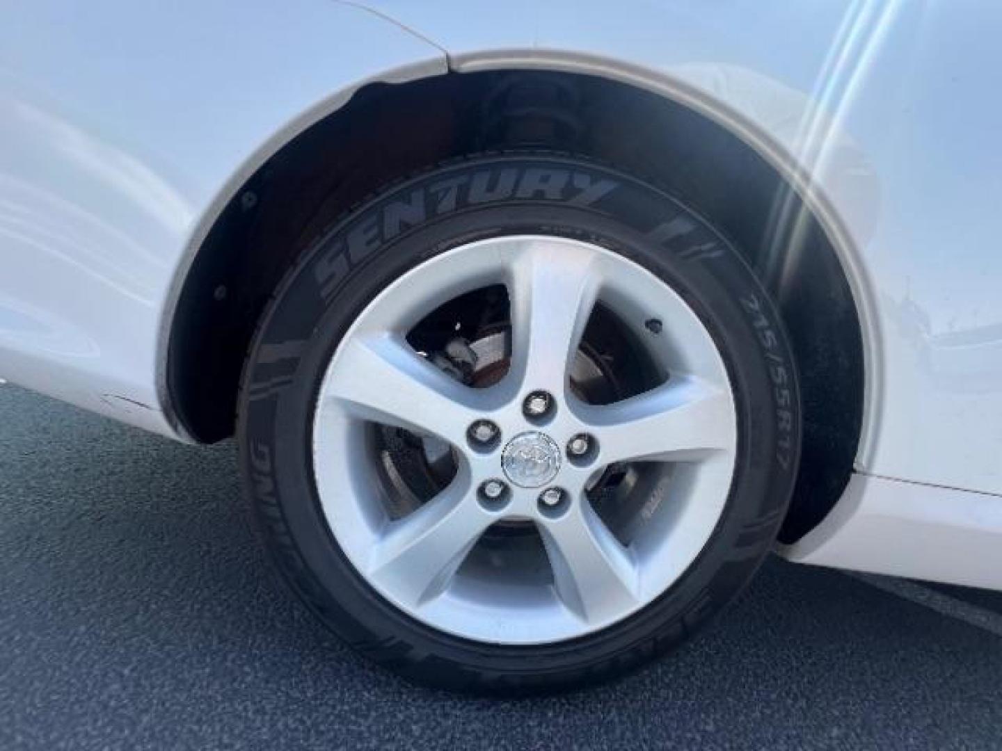 2004 Arctic Frost Pearl /Ivory Toyota Camry Solara SE V6 | SE Sport V6 | SLE V6 (4T1CA30P14U) with an 3.3L V-6 DOHC engine, Automatic transmission, located at 1865 East Red Hills Pkwy, St. George, 84770, (435) 628-0023, 37.120850, -113.543640 - We specialize in helping ALL people get the best financing available. No matter your credit score, good, bad or none we can get you an amazing rate. Had a bankruptcy, divorce, or repossessions? We give you the green light to get your credit back on the road. Low down and affordable payments that fit- Photo#9
