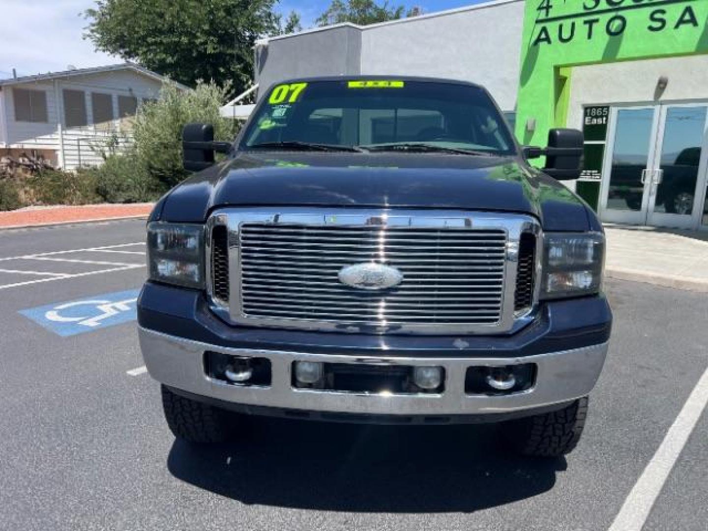 2007 True Blue Clearcoat Metallic /Medium Flint Ford F-350 XL | XLT | LARIAT (1FTWW31P77E) with an Powerstroke 6L V-8 diesel direct injection engine, Automatic transmission, located at 1865 East Red Hills Pkwy, St. George, 84770, (435) 628-0023, 37.120850, -113.543640- Photo#1