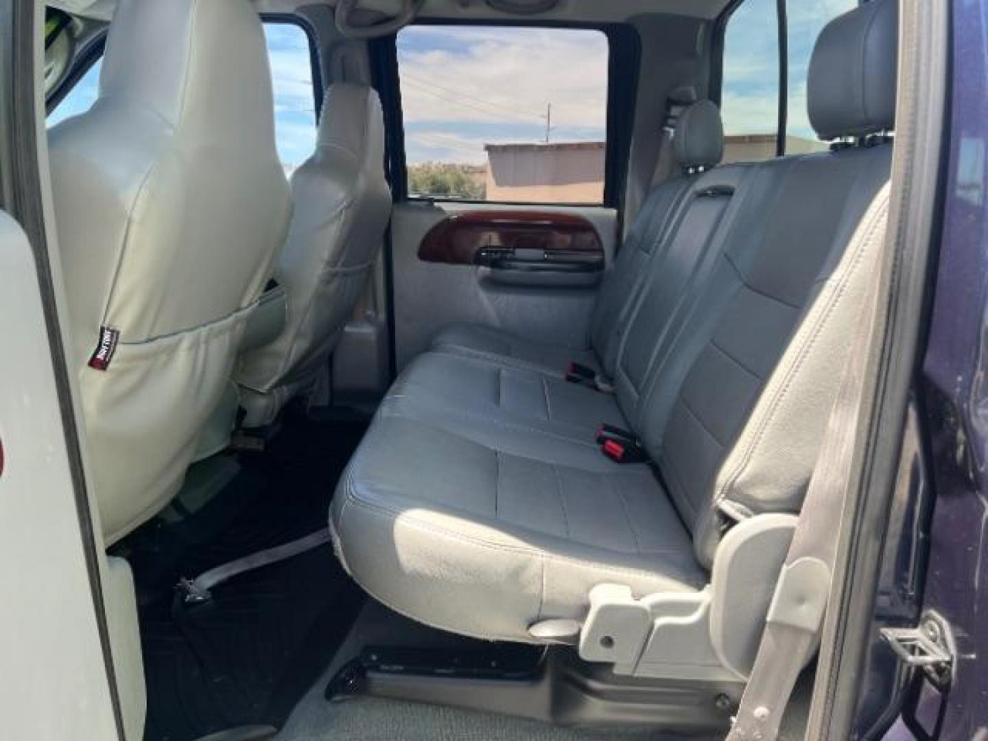 2007 True Blue Clearcoat Metallic /Medium Flint Ford F-350 XL | XLT | LARIAT (1FTWW31P77E) with an Powerstroke 6L V-8 diesel direct injection engine, Automatic transmission, located at 1865 East Red Hills Pkwy, St. George, 84770, (435) 628-0023, 37.120850, -113.543640- Photo#20
