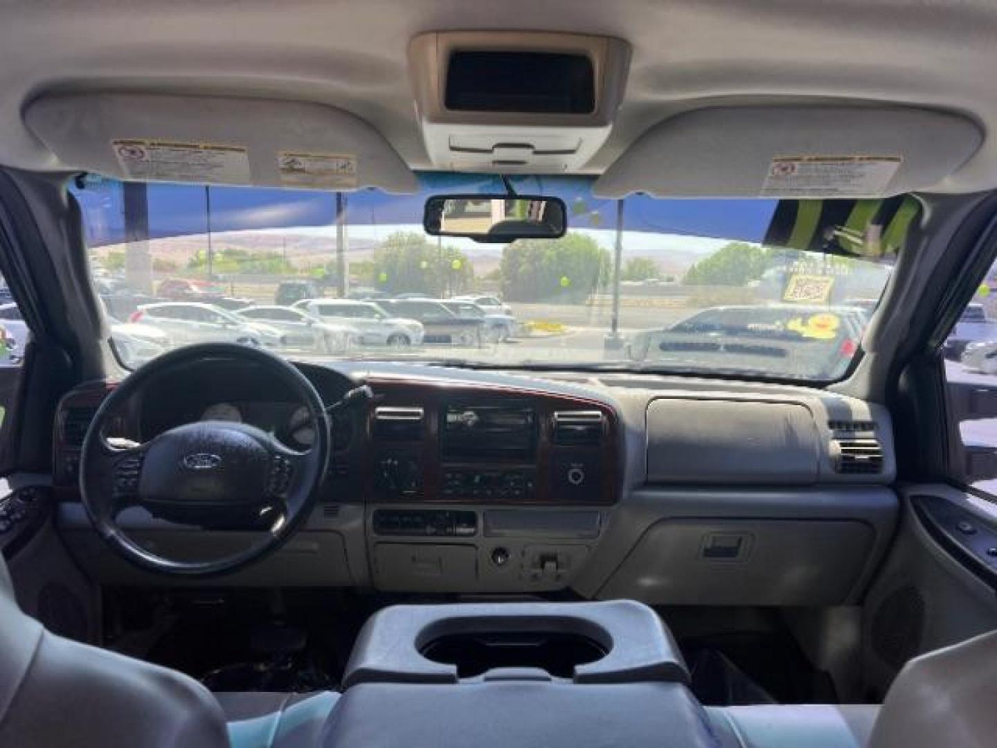 2007 True Blue Clearcoat Metallic /Medium Flint Ford F-350 XL | XLT | LARIAT (1FTWW31P77E) with an Powerstroke 6L V-8 diesel direct injection engine, Automatic transmission, located at 1865 East Red Hills Pkwy, St. George, 84770, (435) 628-0023, 37.120850, -113.543640- Photo#22