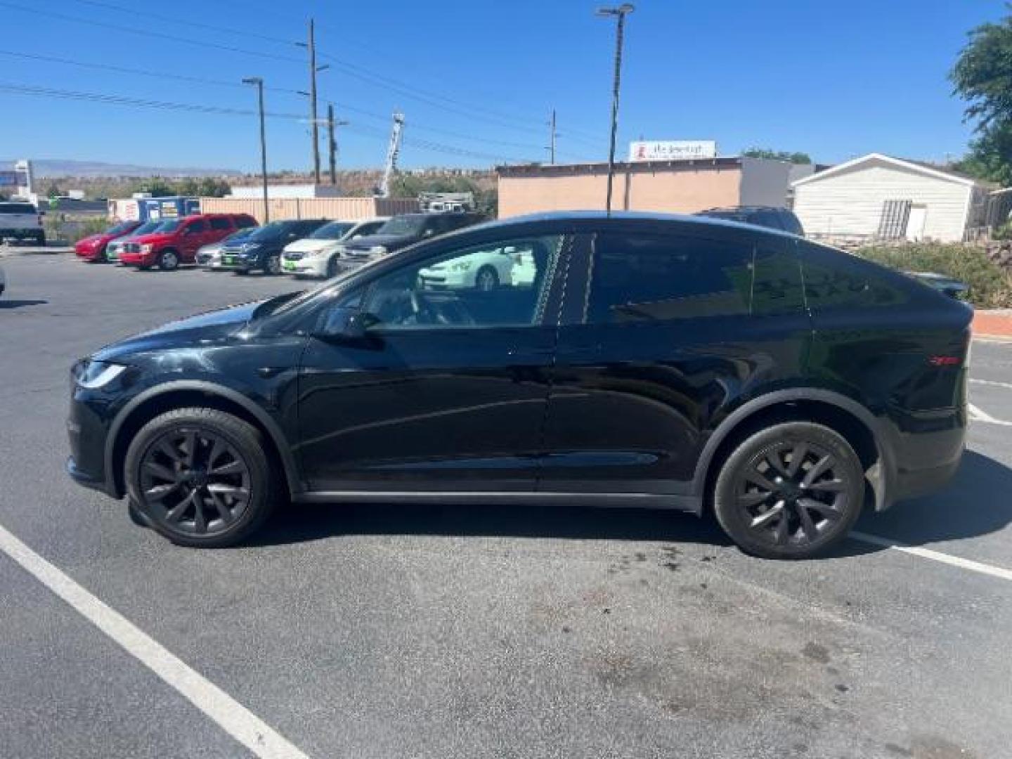 2023 Solid Black /Black Tesla Model X Dual Motor All-Wheel Drive (7SAXCAE52PF) with an ELECTRIC engine, Electric transmission, located at 1865 East Red Hills Pkwy, St. George, 84770, (435) 628-0023, 37.120850, -113.543640 - Perfect condition HW4 Tesla Model X All Wheel Drive. with 7 Seats!, Hepa filter, 20 wheels, Tow hitch. Black on black looks amazing. The Model X is discontinued and the absolutly best tesla made. Tires are in great condition. Remaining Tesla basic warranty until Nov 19, 2027 or 50k miles. Battery- Photo#5