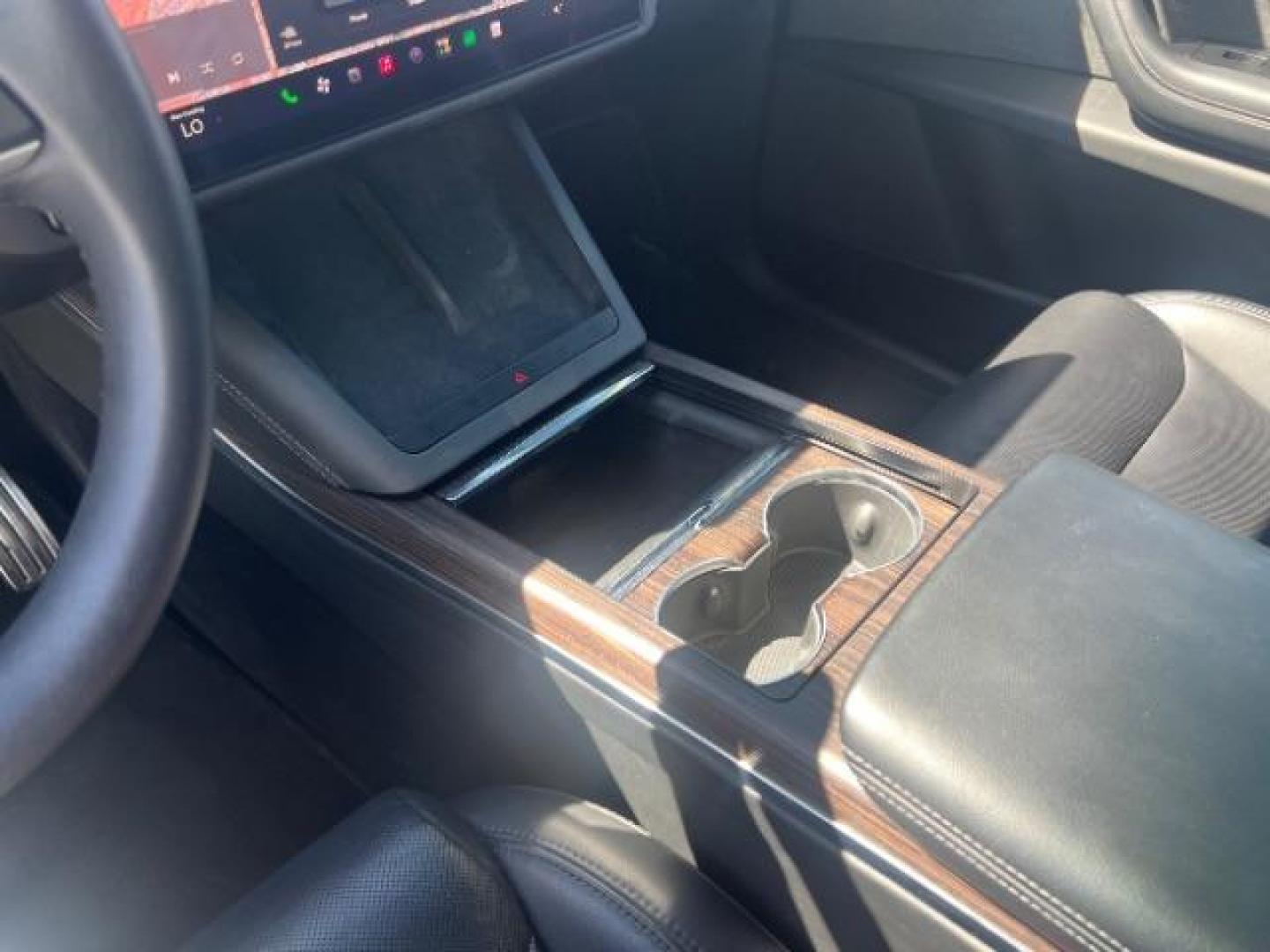 2023 Solid Black /Black Tesla Model X Dual Motor All-Wheel Drive (7SAXCAE52PF) with an ELECTRIC engine, Electric transmission, located at 1865 East Red Hills Pkwy, St. George, 84770, (435) 628-0023, 37.120850, -113.543640 - Perfect condition HW4 Tesla Model X All Wheel Drive. with 7 Seats!, Hepa filter, 20 wheels, Tow hitch. Black on black looks amazing. The Model X is discontinued and the absolutly best tesla made. Tires are in great condition. Remaining Tesla basic warranty until Nov 19, 2027 or 50k miles. Battery- Photo#17