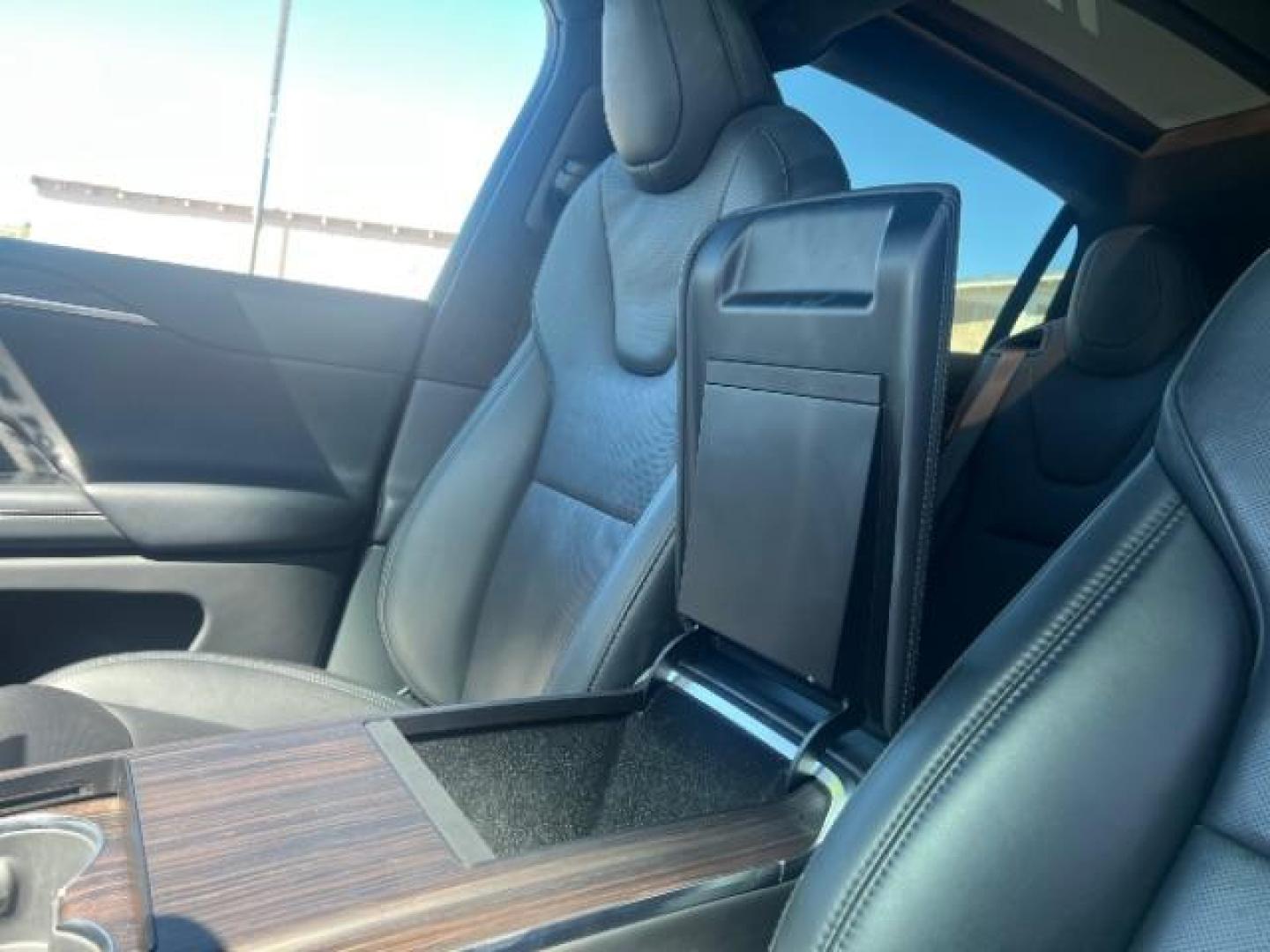 2023 Solid Black /Black Tesla Model X Dual Motor All-Wheel Drive (7SAXCAE52PF) with an ELECTRIC engine, Electric transmission, located at 1865 East Red Hills Pkwy, St. George, 84770, (435) 628-0023, 37.120850, -113.543640 - Perfect condition HW4 Tesla Model X All Wheel Drive. with 7 Seats!, Hepa filter, 20 wheels, Tow hitch. Black on black looks amazing. The Model X is discontinued and the absolutly best tesla made. Tires are in great condition. Remaining Tesla basic warranty until Nov 19, 2027 or 50k miles. Battery- Photo#18