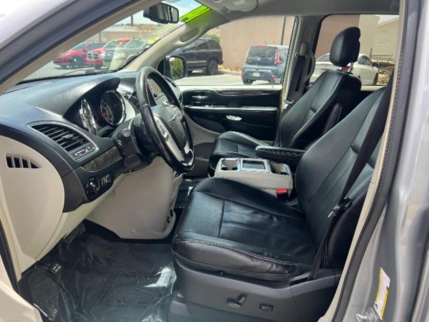 2014 Billet Silver Metallic Clearcoat /Black/Light Graystone Chrysler Town and Country Touring (2C4RC1BG1ER) with an Pentastar 3.6L V-6 DOHC engine, Automatic transmission, located at 940 North Main Street, Cedar City, UT, 84720, (435) 628-0023, 37.692936, -113.061897 - We specialize in helping ALL people get the best financing available. No matter your credit score, good, bad or none we can get you an amazing rate. Had a bankruptcy, divorce, or repossessions? We give you the green light to get your credit back on the road. Low down and affordable payments that fit- Photo#14