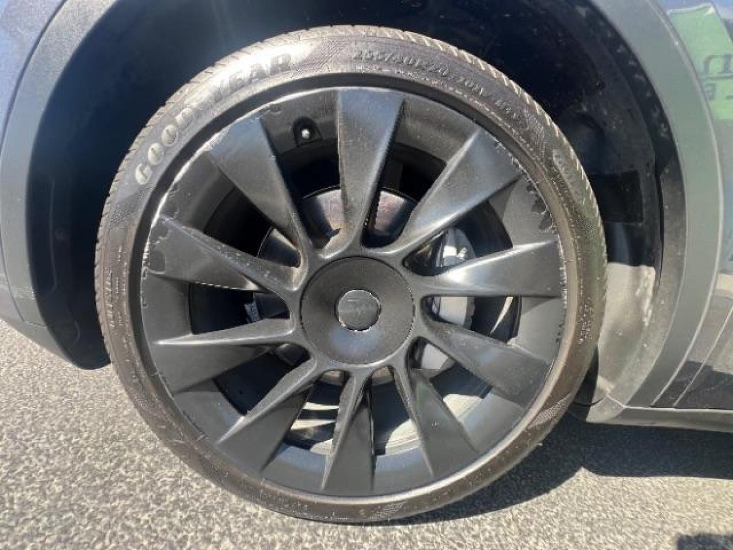 2023 Midnight Silver Metallic /Black Tesla Model Y Long Range Dual Motor All-Wheel Drive | AWD (7SAYGDEEXPA) with an ELECTRIC engine, Electric transmission, located at 1865 East Red Hills Pkwy, St. George, 84770, (435) 628-0023, 37.120850, -113.543640 - Excellent Tesla Model Y Long Range All Wheel Drive. HW3.. Excellent condition. All our Teslas come with charging kit. We also replace the cabin air filter, clean radiator and top off fluids Battery is healthy. Gets 265 on full charge. Clean title, no accidents, 1 Owner Still has remaining 120k- Photo#12