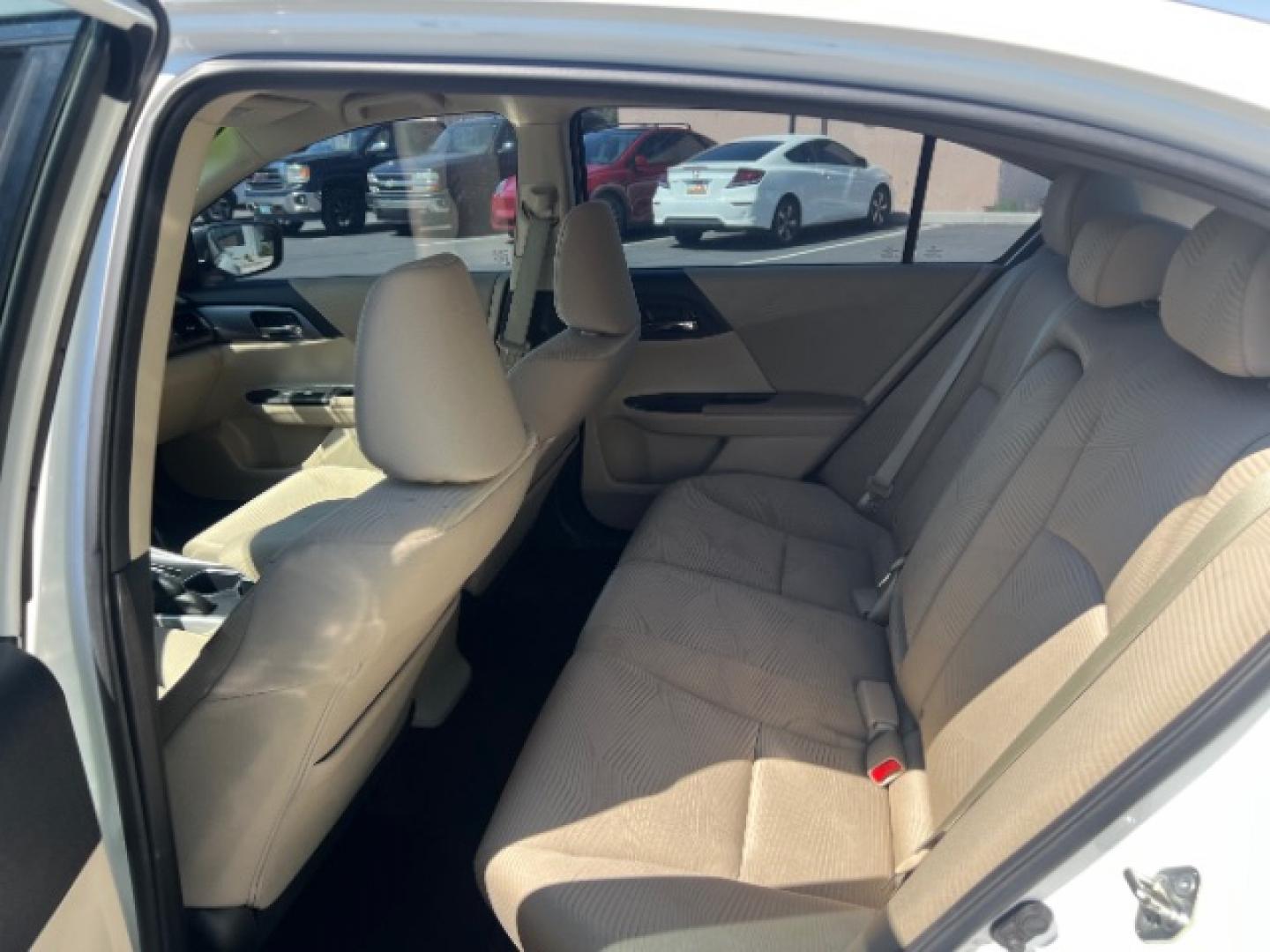 2014 White Orchid Pearl /Ivory Honda Accord LX (1HGCR2F37EA) with an 2.4L I-4 gasoline direct injection engine, Automatic transmission, located at 1865 East Red Hills Pkwy, St. George, 84770, (435) 628-0023, 37.120850, -113.543640- Photo#21