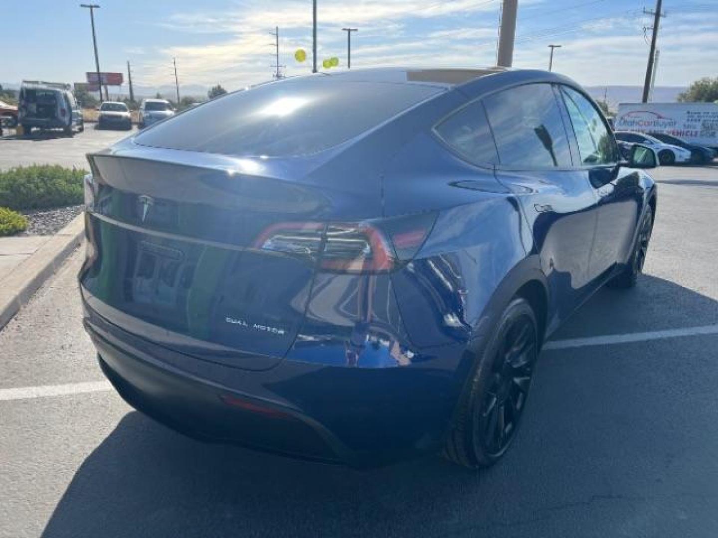 2022 Deep Blue Metallic /White/Black Tesla Model Y Long Range Dual Motor All-Wheel Drive (7SAYGAEE2NF) with an ELECTRIC engine, Electric transmission, located at 1865 East Red Hills Pkwy, St. George, 84770, (435) 628-0023, 37.120850, -113.543640- Photo#8