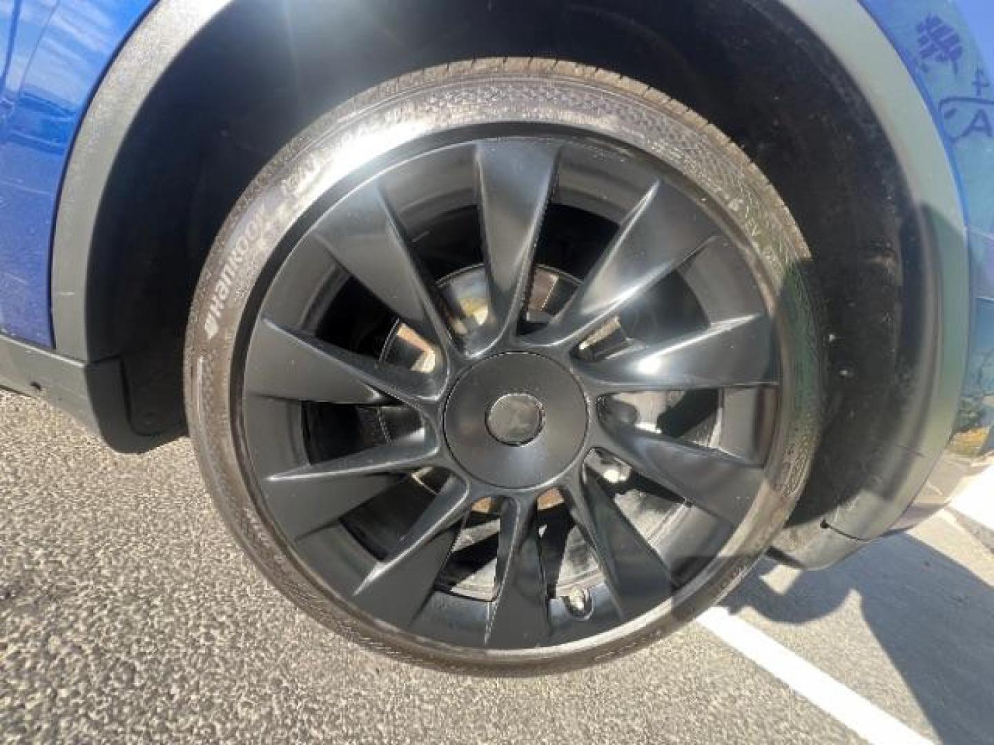 2022 Deep Blue Metallic /White/Black Tesla Model Y Long Range Dual Motor All-Wheel Drive (7SAYGAEE2NF) with an ELECTRIC engine, Electric transmission, located at 1865 East Red Hills Pkwy, St. George, 84770, (435) 628-0023, 37.120850, -113.543640- Photo#12