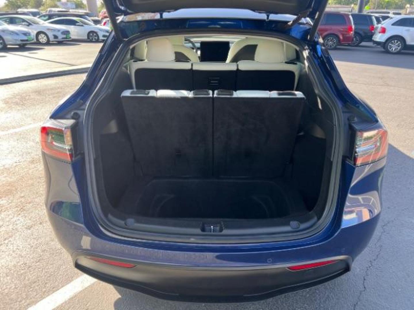2022 Deep Blue Metallic /White/Black Tesla Model Y Long Range Dual Motor All-Wheel Drive (7SAYGAEE2NF) with an ELECTRIC engine, Electric transmission, located at 1865 East Red Hills Pkwy, St. George, 84770, (435) 628-0023, 37.120850, -113.543640- Photo#24